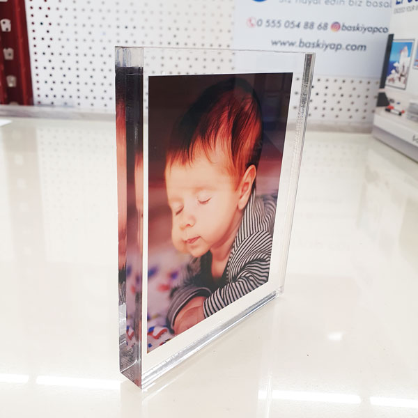 Fotoğraf Baskılı Akrilik Pleksi Kare Çerçeve 11,5X14Cm görsel